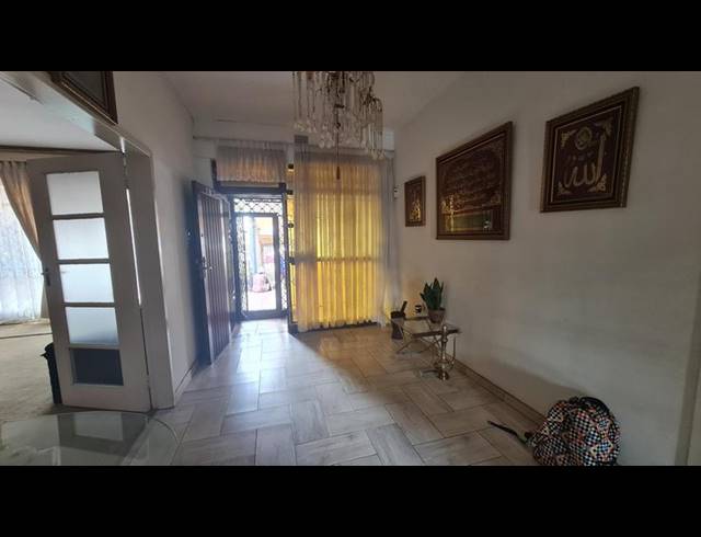 4 BEDROOM HOUSE FOR SALE IN LENASIA